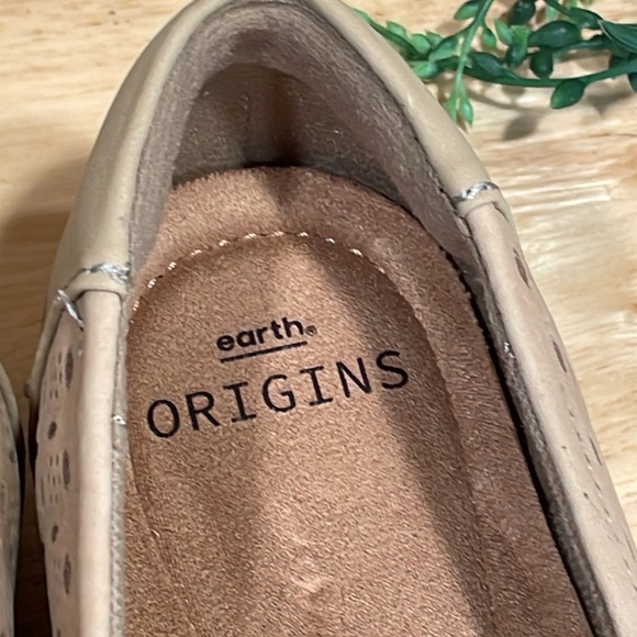 Earth Origins shoes - Picture 6 of 8